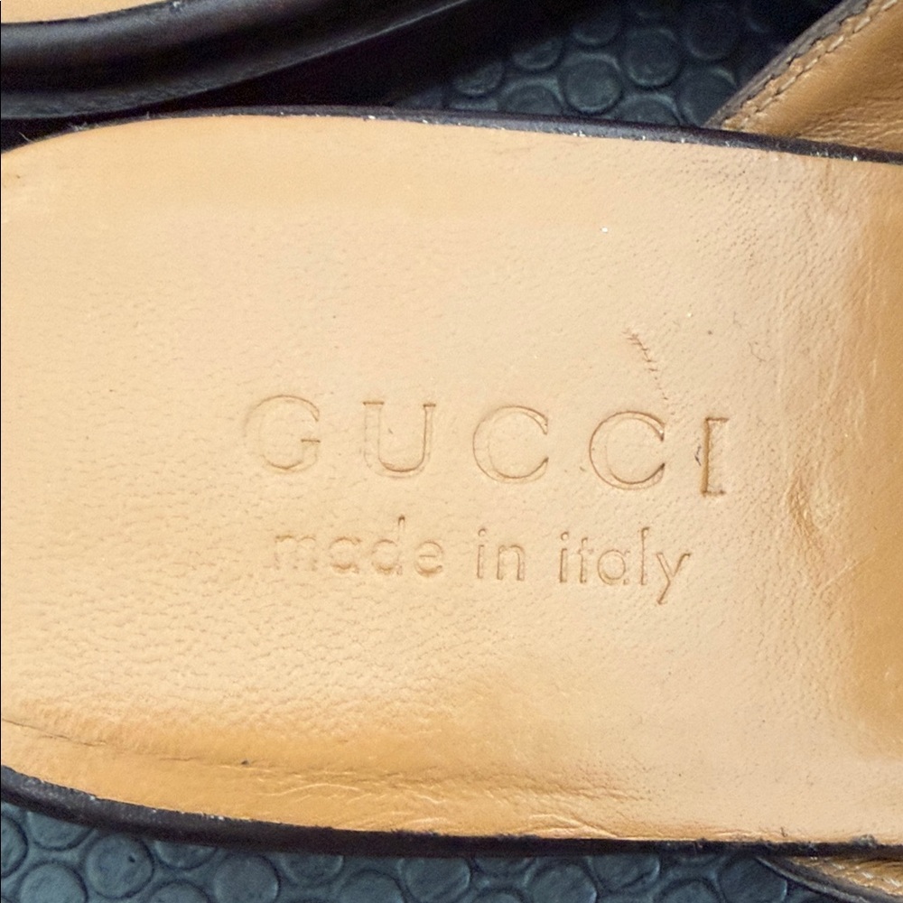 Gucci Men's Dark Brown Leather Miles with Gold Horsebit Great Condition - Picture 4 of 11